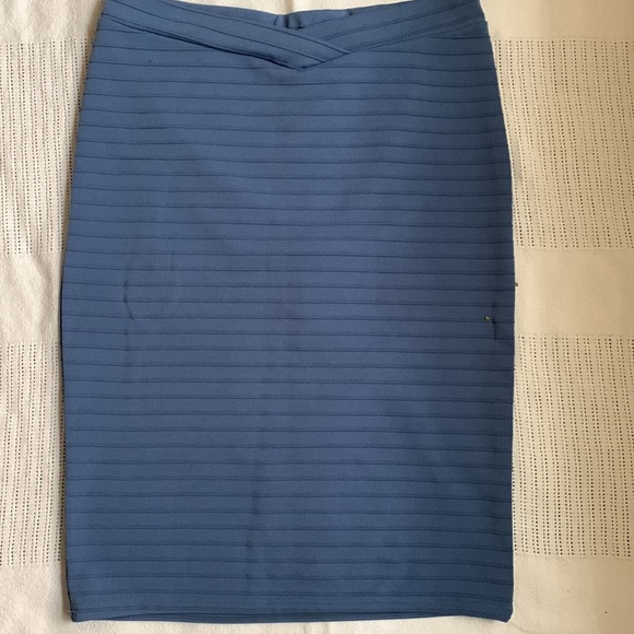 Size XL Matching Set - Picture 6 of 6